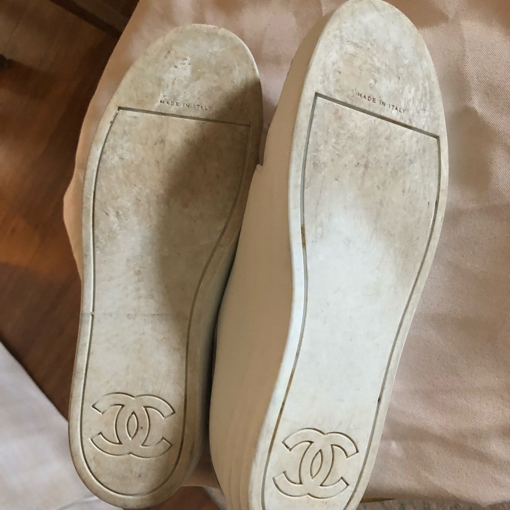 Authentic Chanel sneakers - Picture 13 of 14